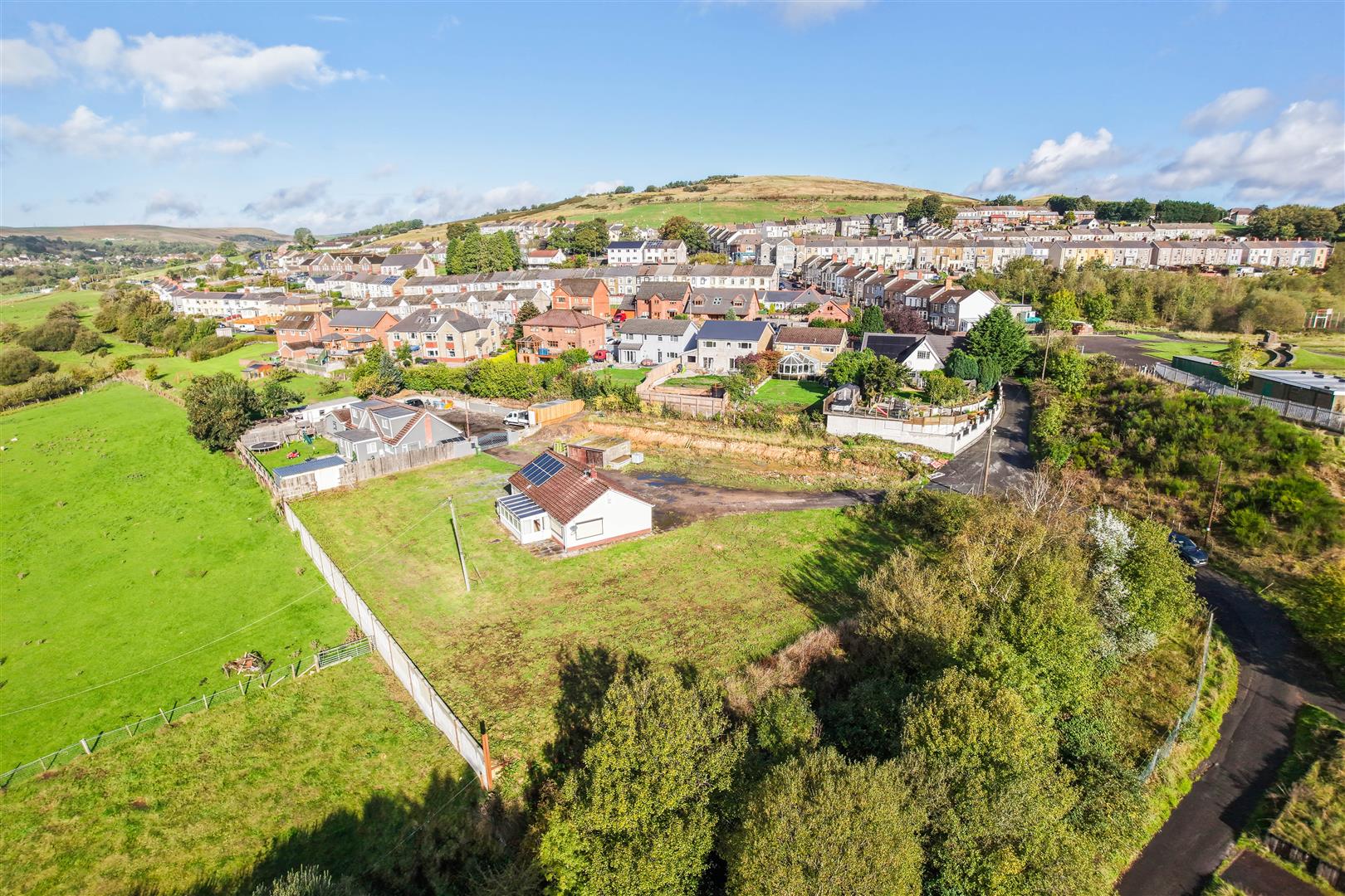 Farm View, Tysswg Lane, Tredegar NP22 5BJ